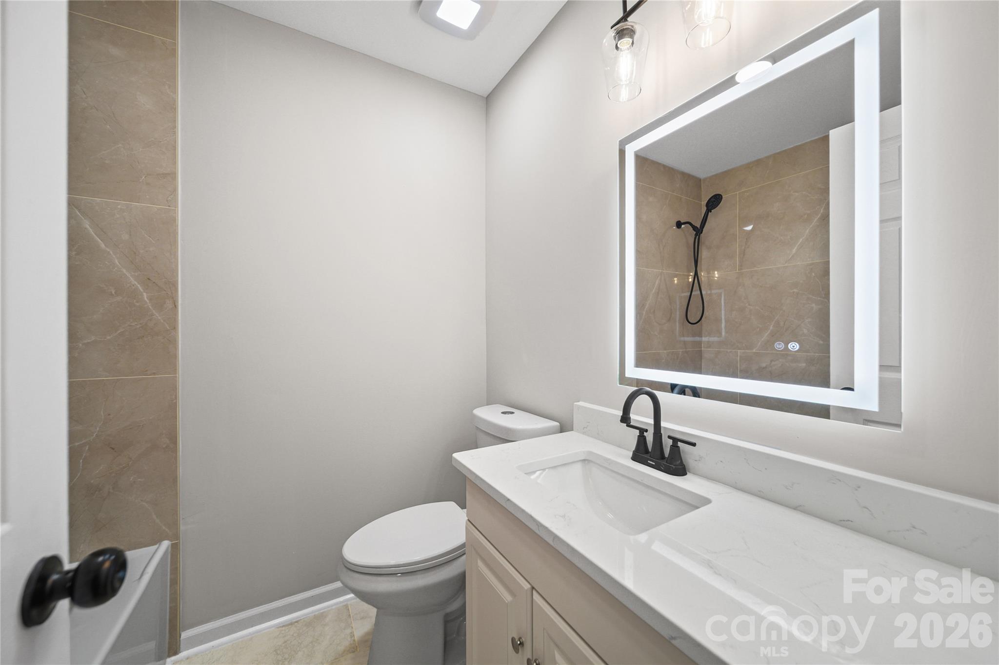 1421 Tyvola Road Property Photo 11
