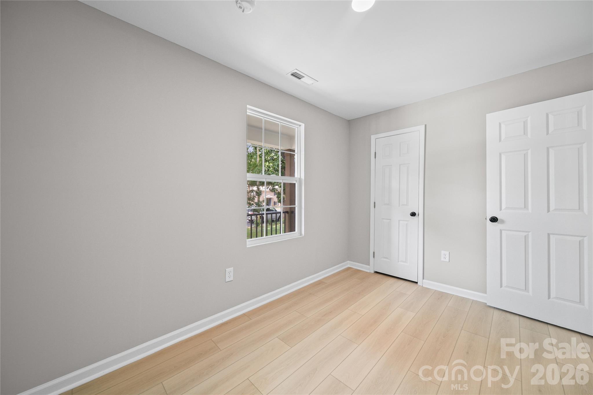 1421 Tyvola Road Property Photo 14