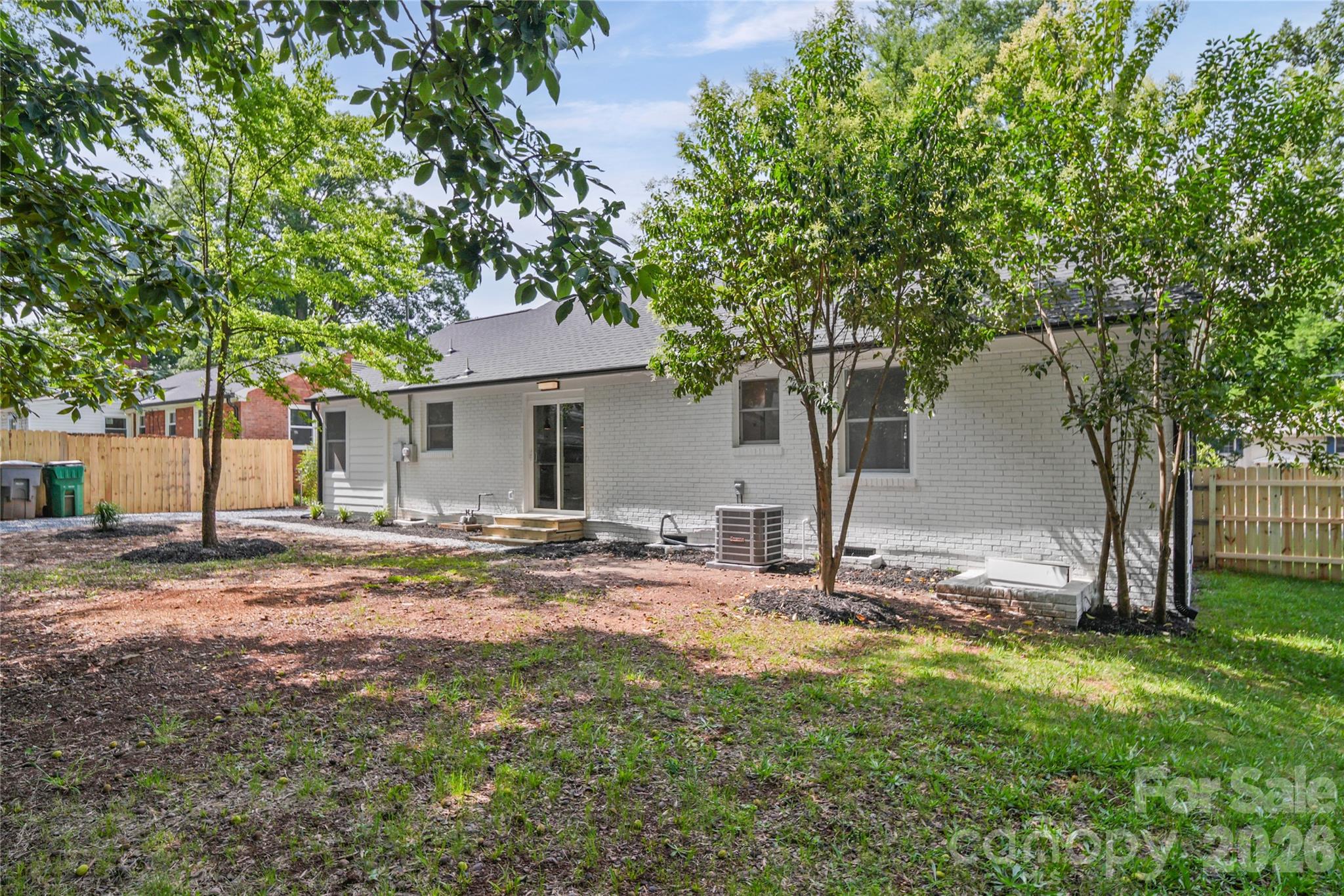 1421 Tyvola Road Property Photo 24