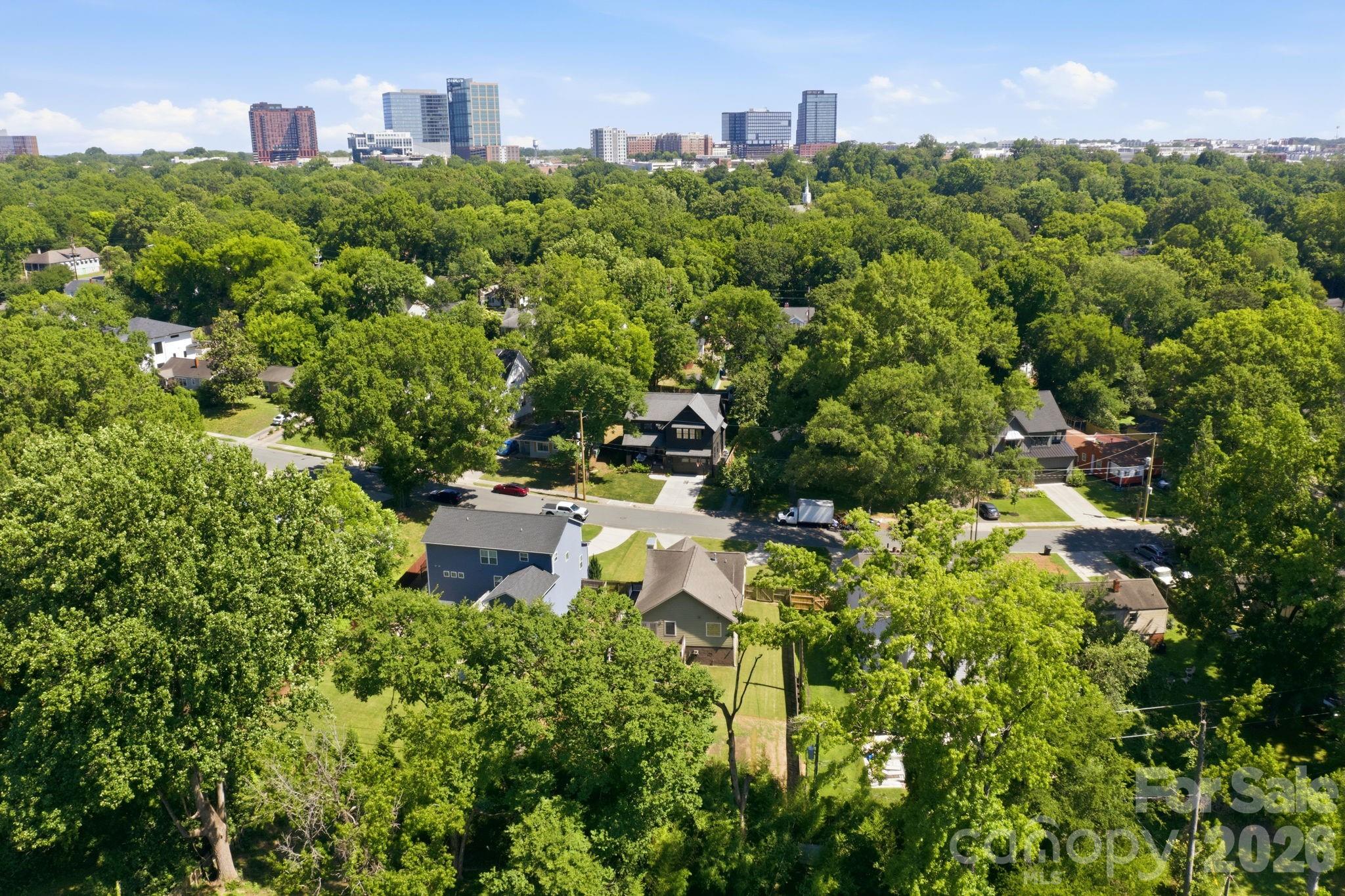 1742 Dunkirk Drive Property Photo 3