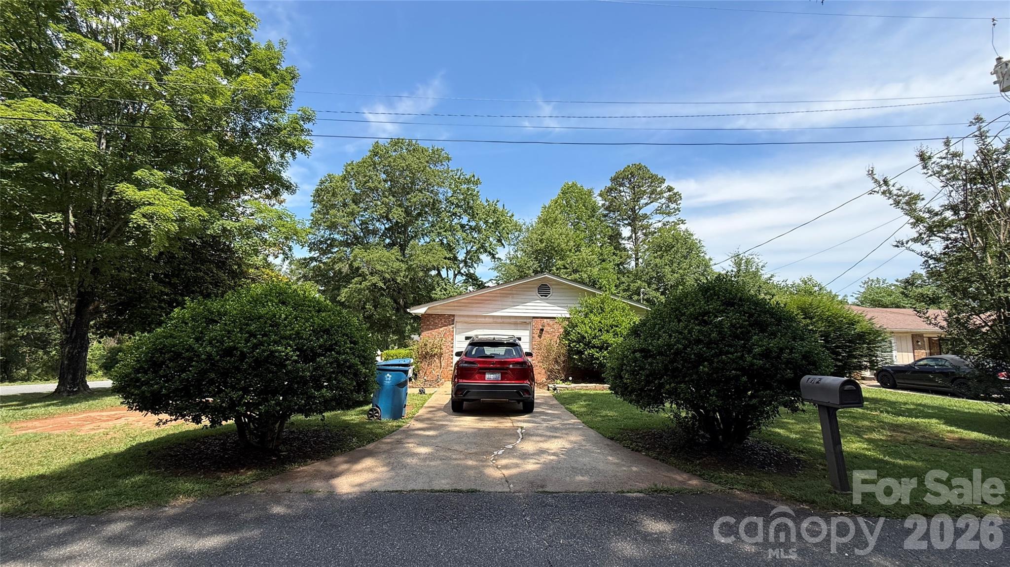 172 Parkland Drive Property Photo 7