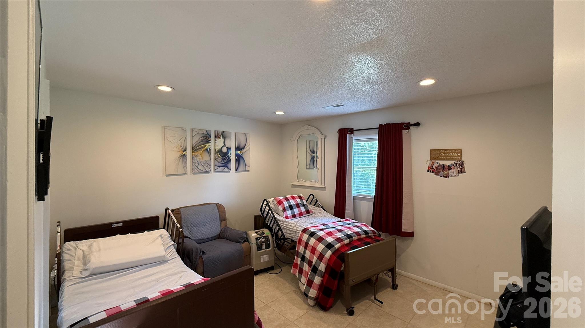 172 Parkland Drive Property Photo 8