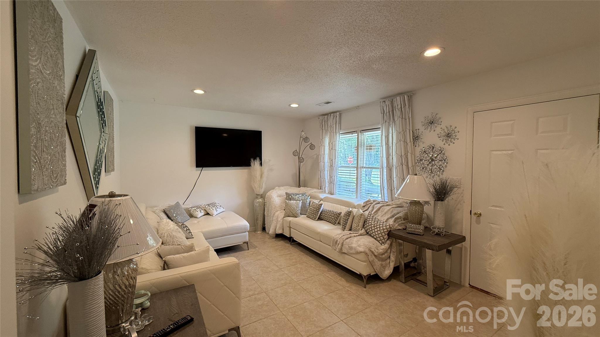 172 Parkland Drive Property Photo 16