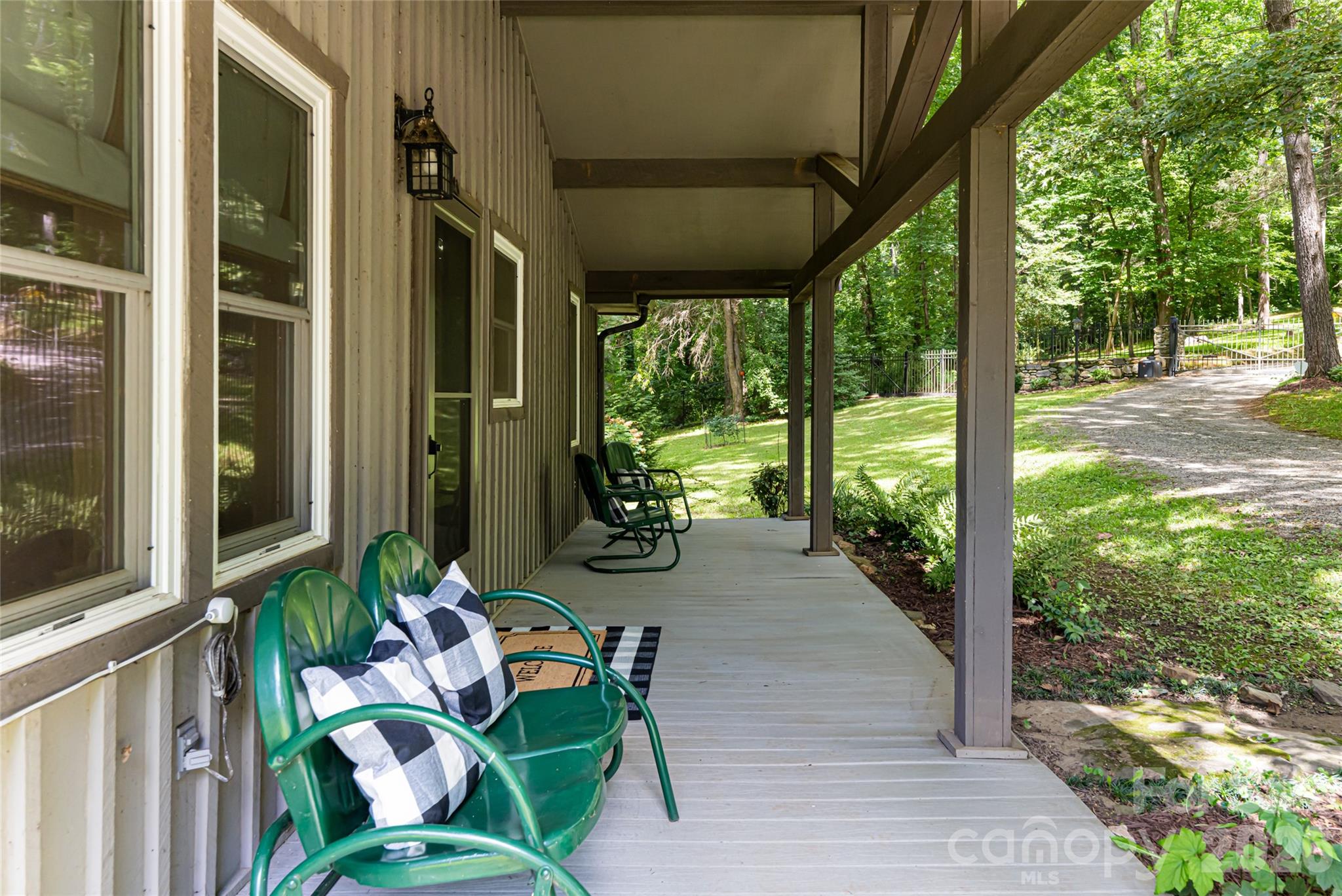 711 Shawnee Trail Property Photo 35