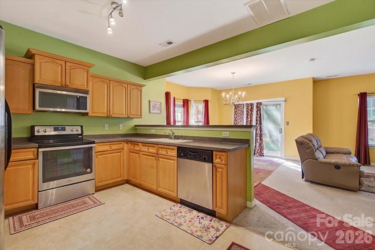 5927 Pisgah Way Property Photo 4