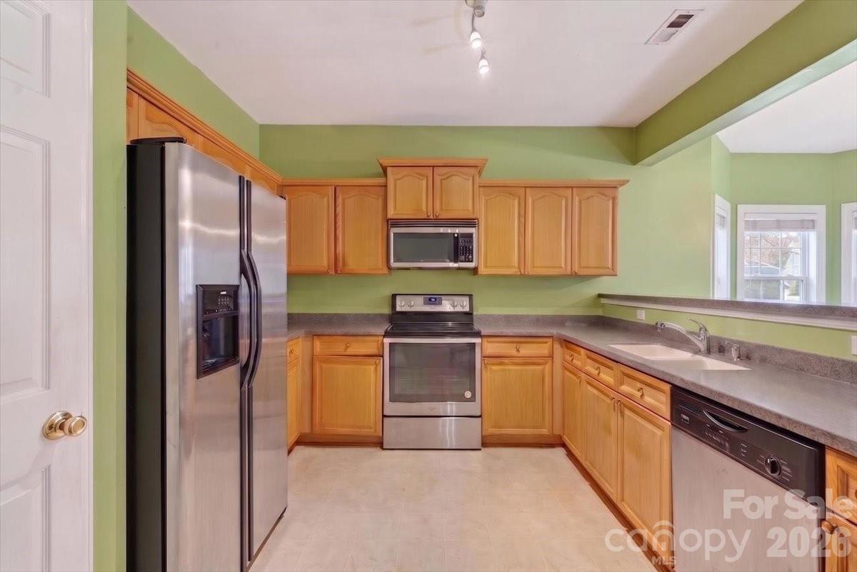 5927 Pisgah Way Property Photo 5