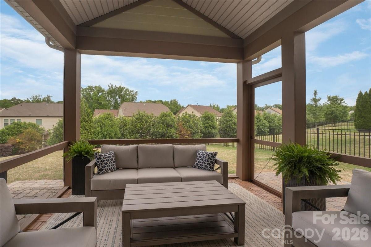 17534 Austins Creek Drive Property Photo 41