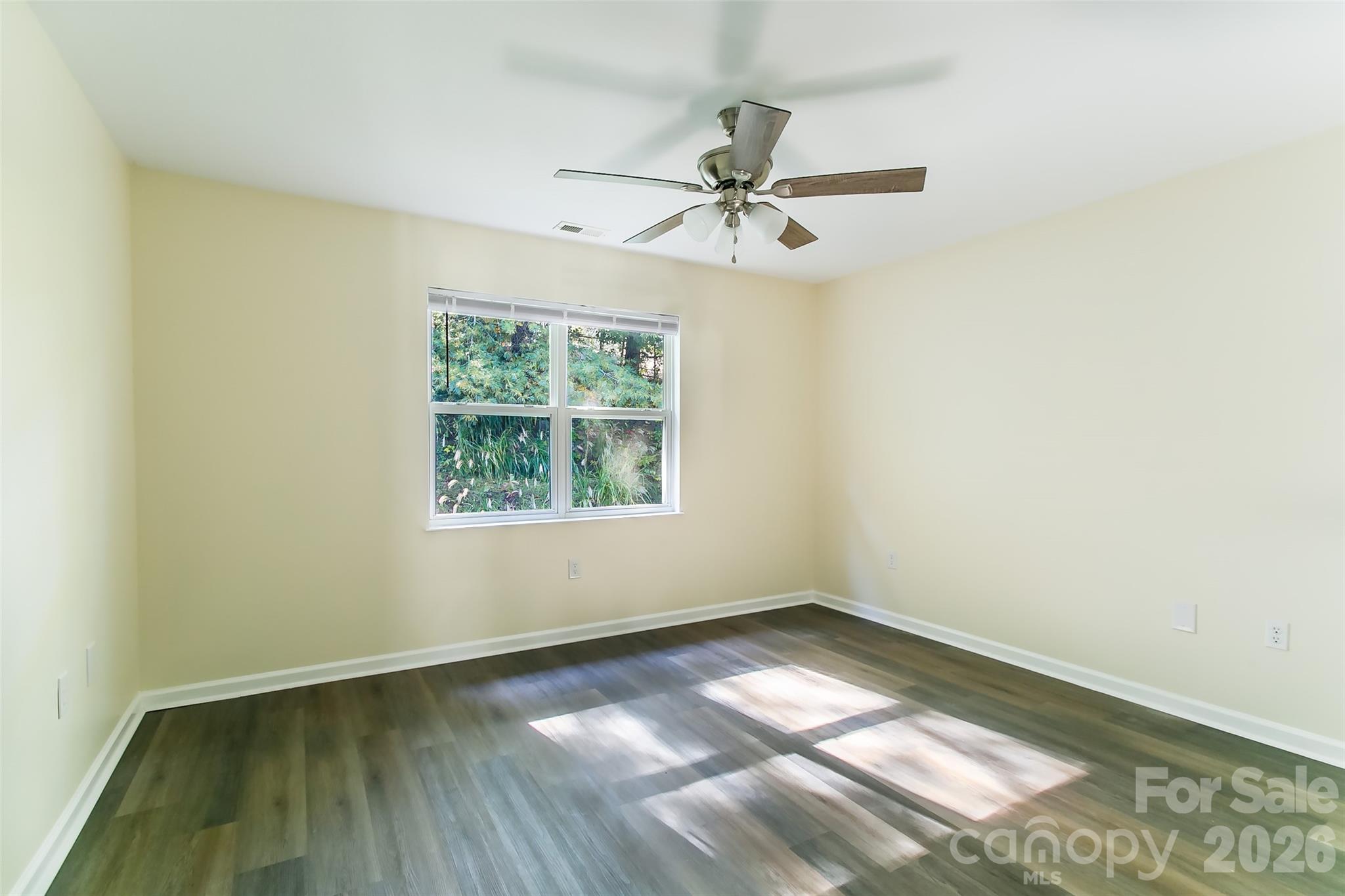 605 Carlyle Way Property Photo 17