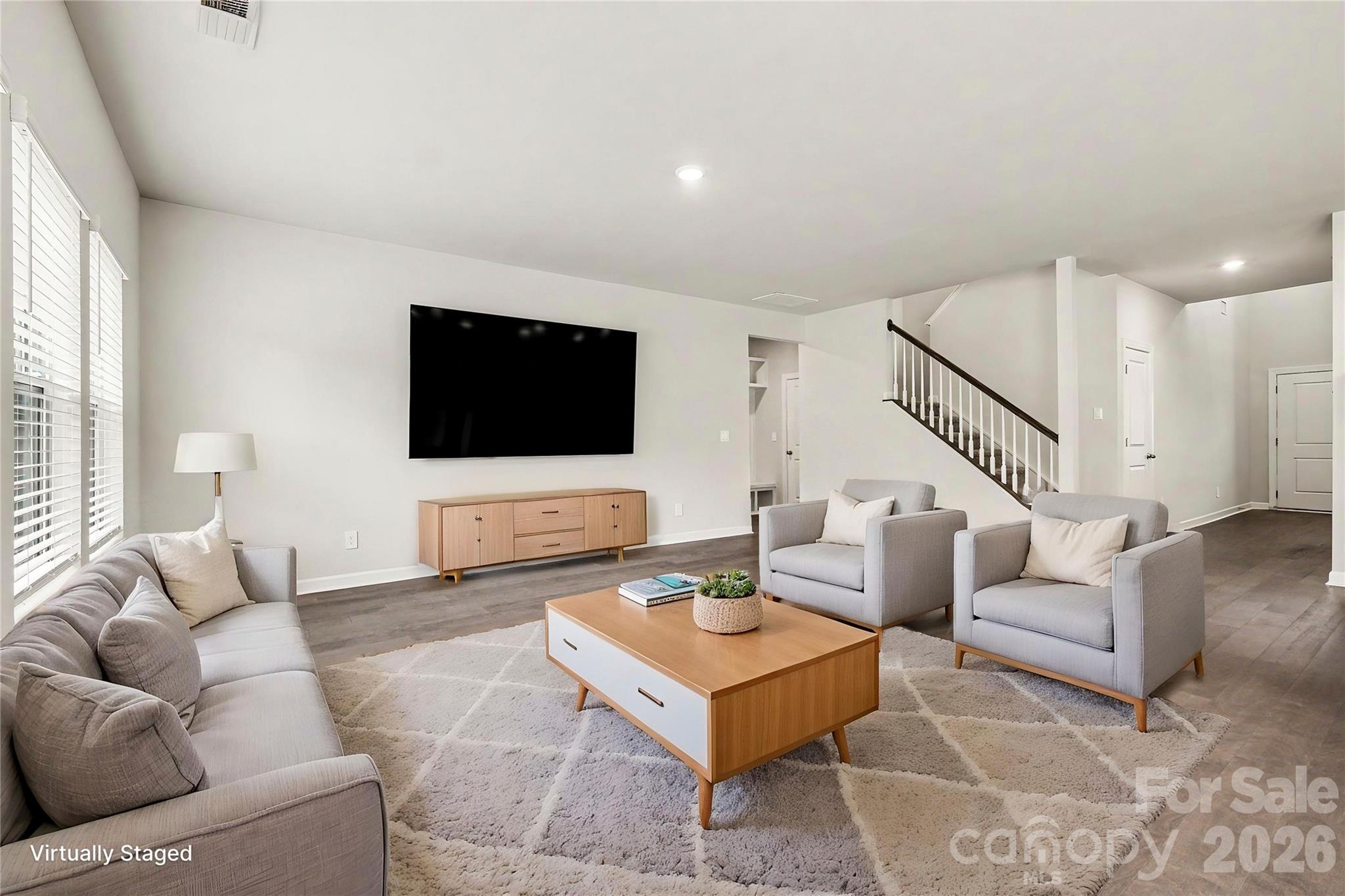 115 Vaquaro Drive Property Photo 3