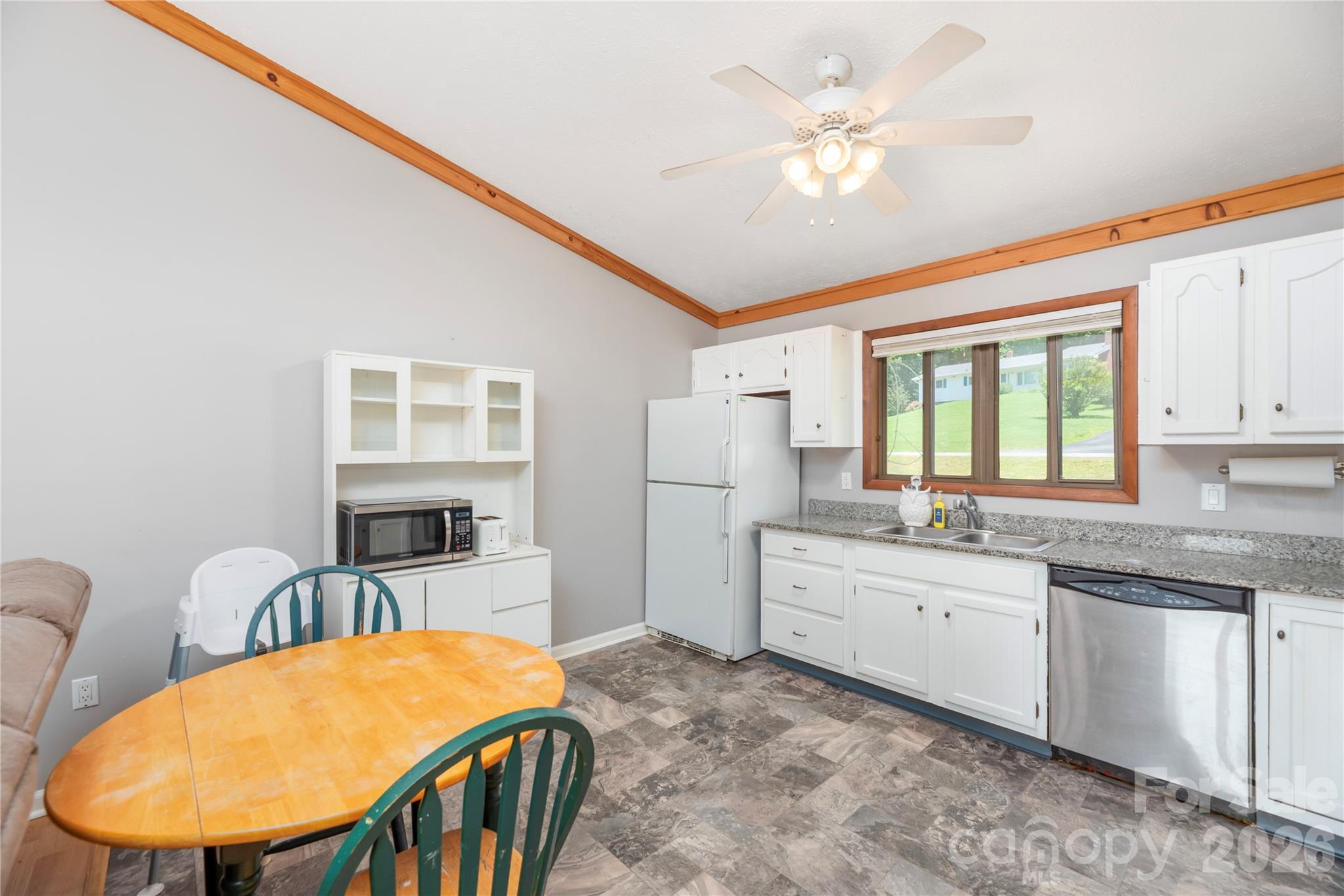 99 Young Drive Property Photo 9