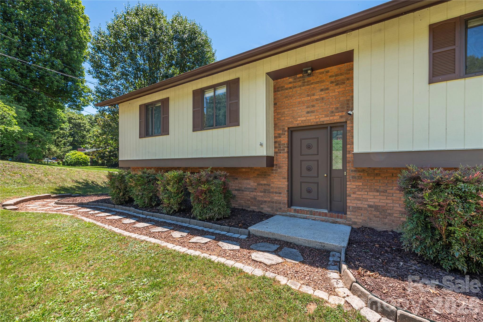 99 Young Drive Property Photo 27