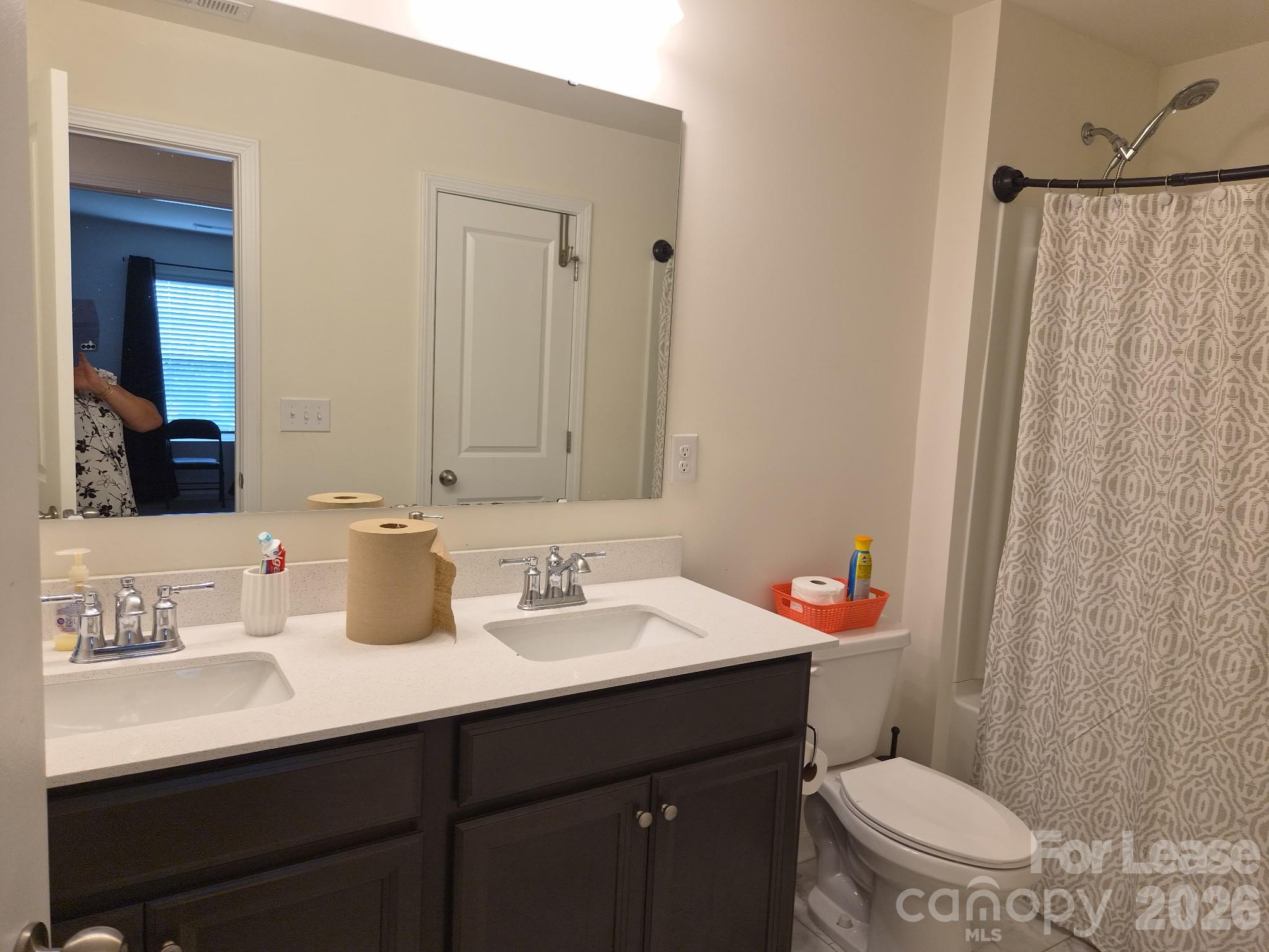 2906 Trinity Street Property Photo 6