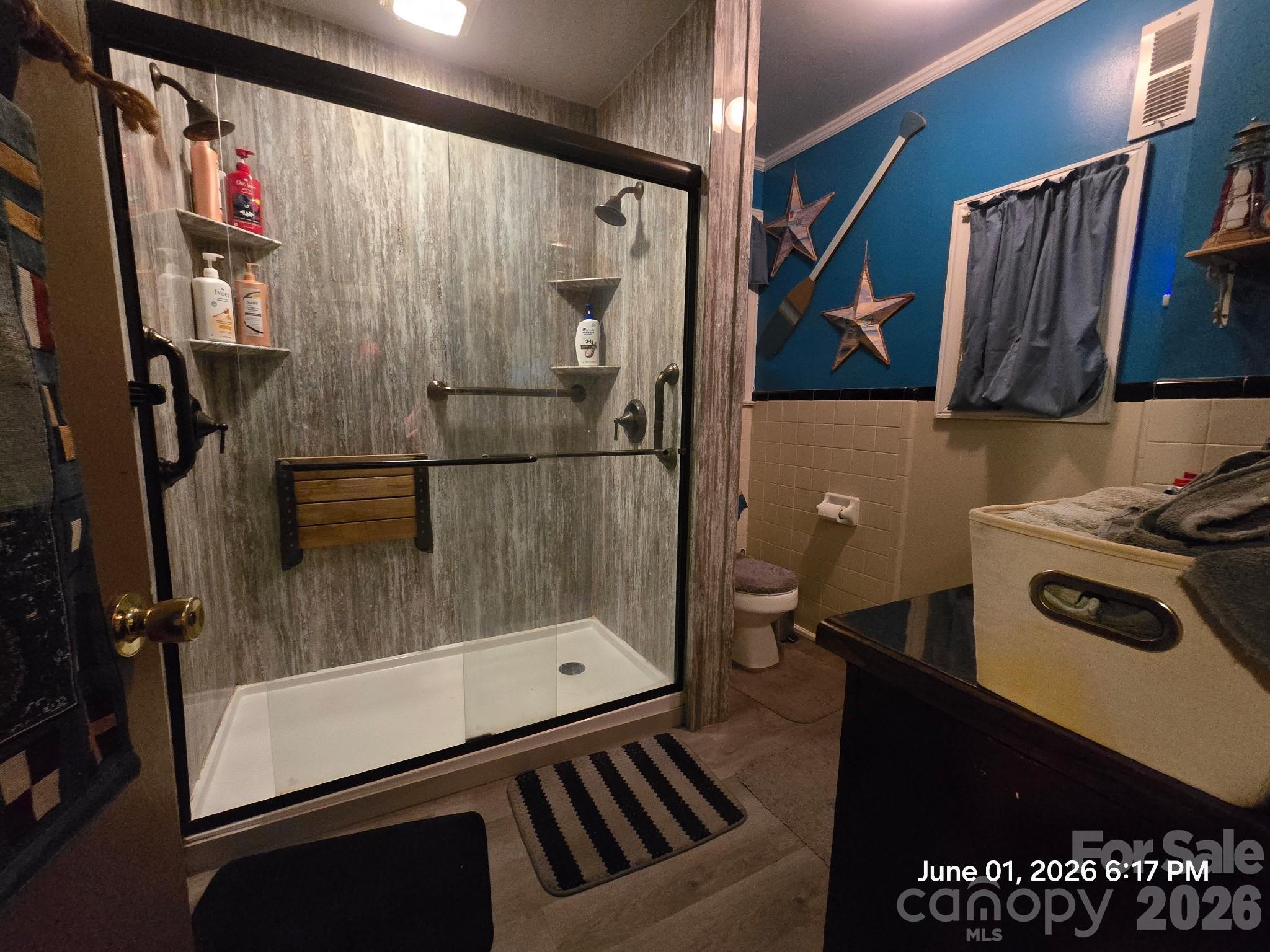 191 W End Street Property Photo 10