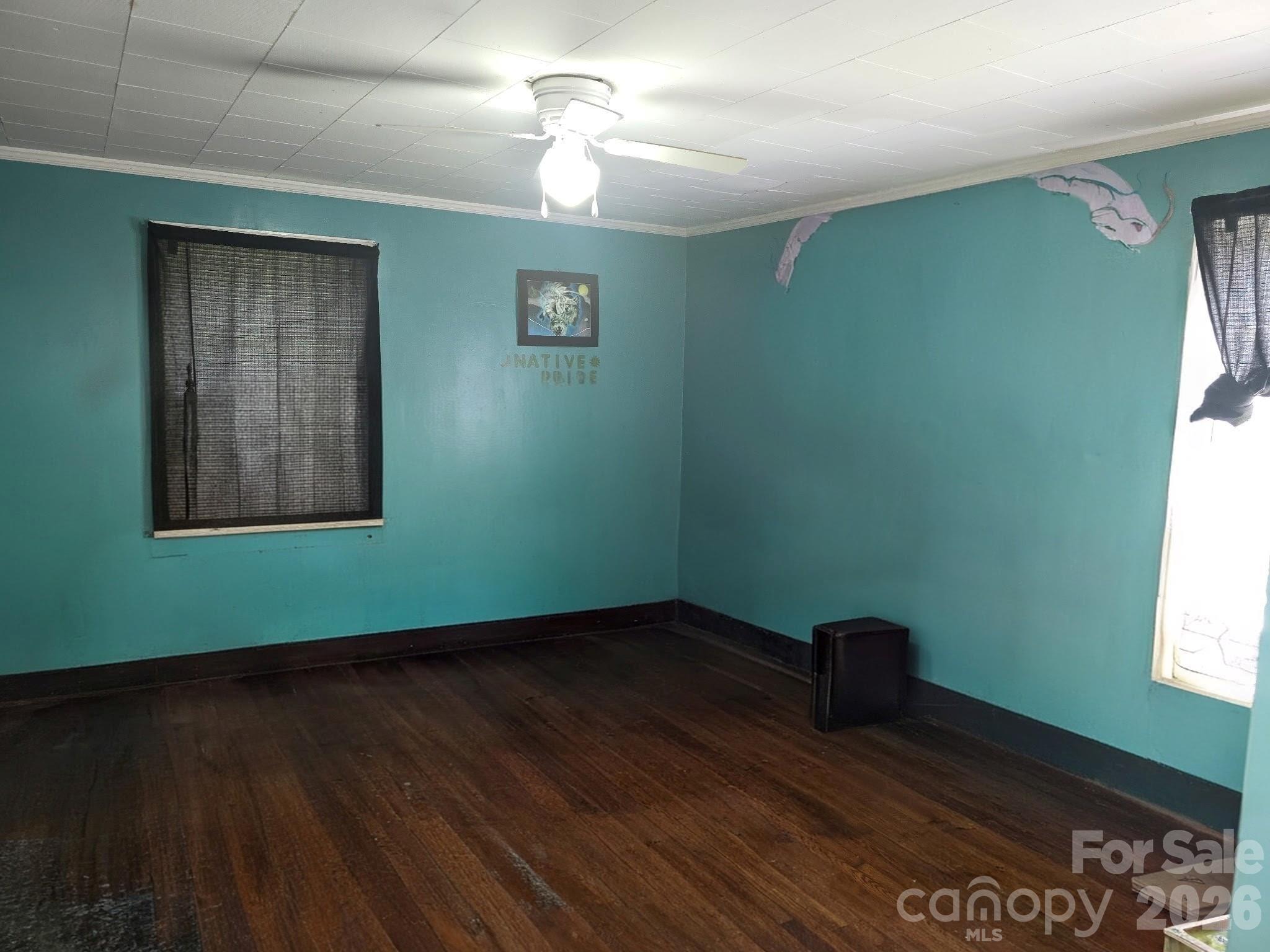 191 W End Street Property Photo 10