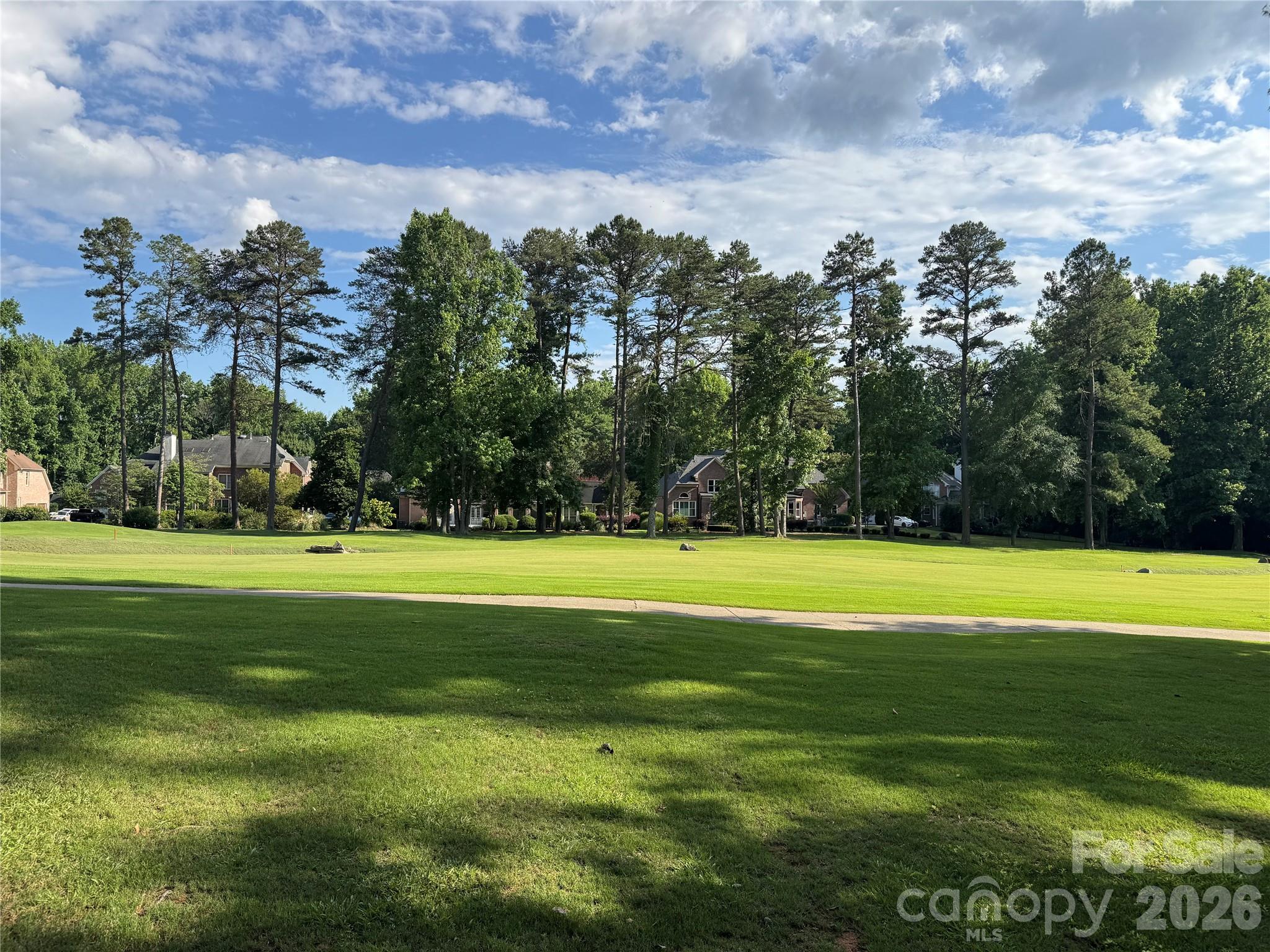 18324 Turnberry Court Property Photo 8