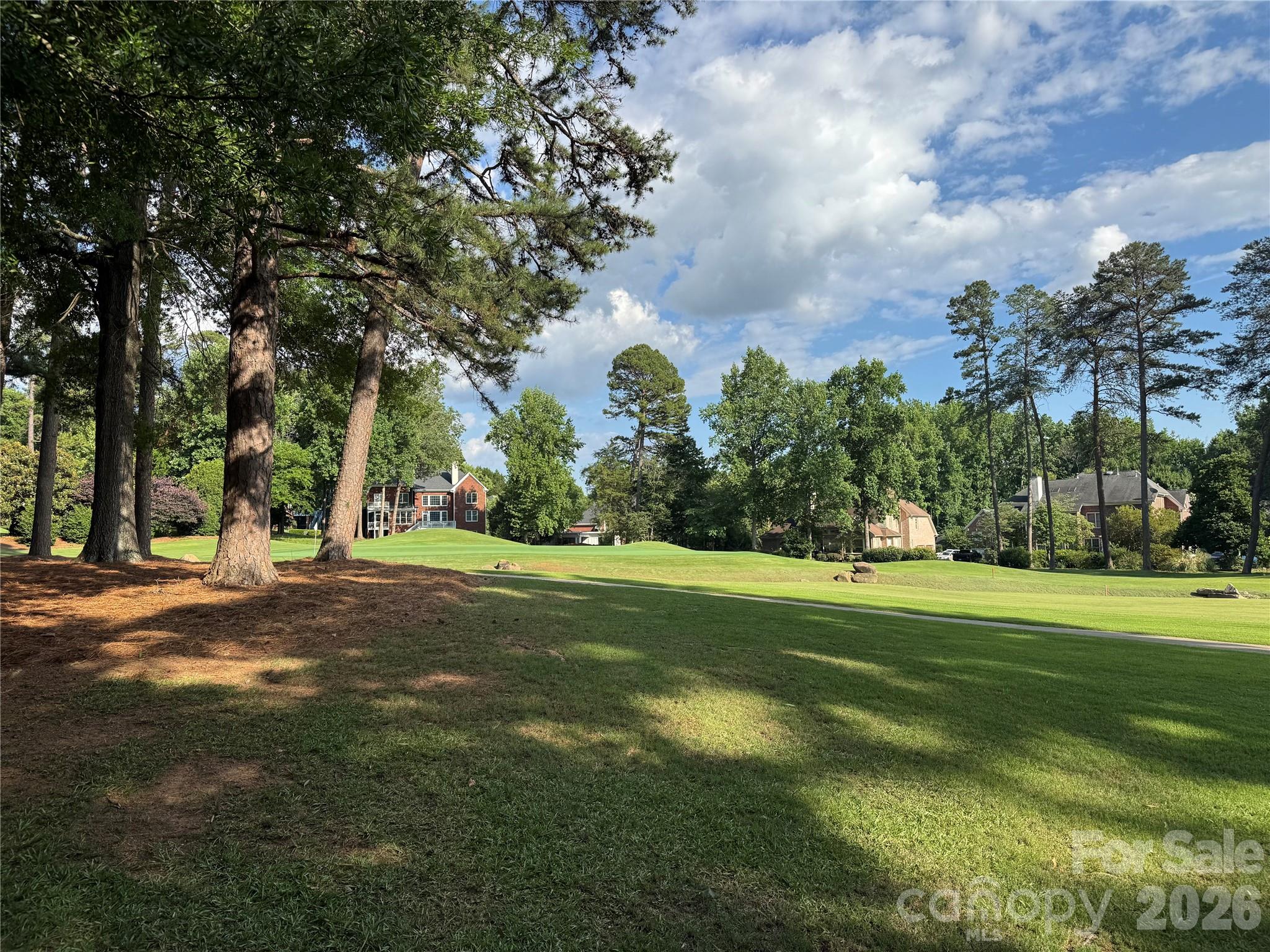 18324 Turnberry Court Property Photo 9