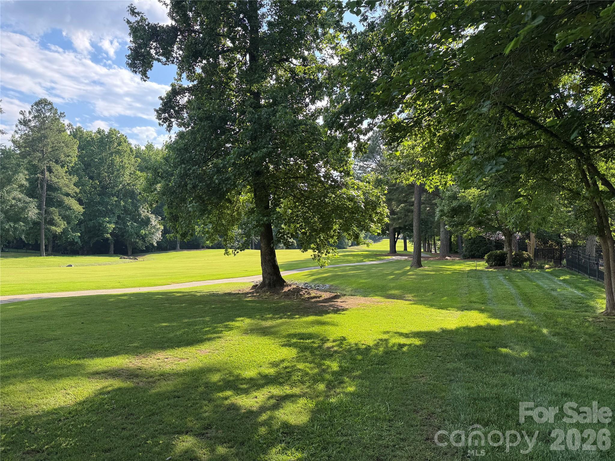 18324 Turnberry Court Property Photo 10