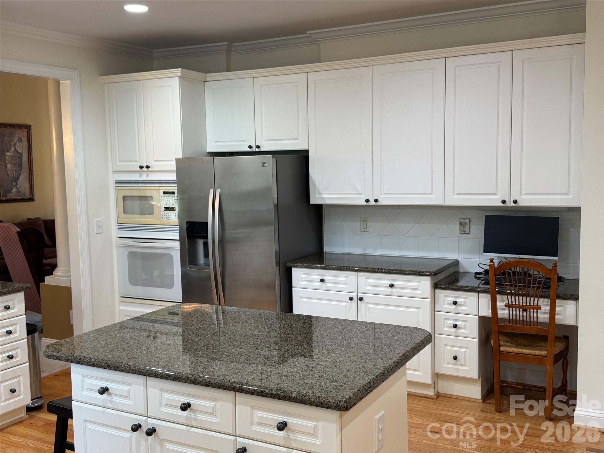 18324 Turnberry Court Property Photo 13