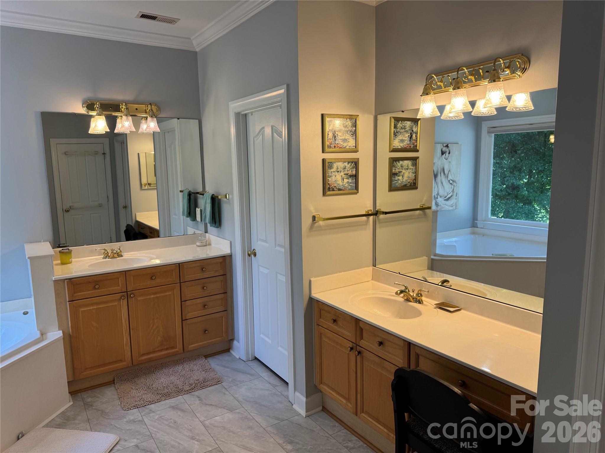 18324 Turnberry Court Property Photo 16