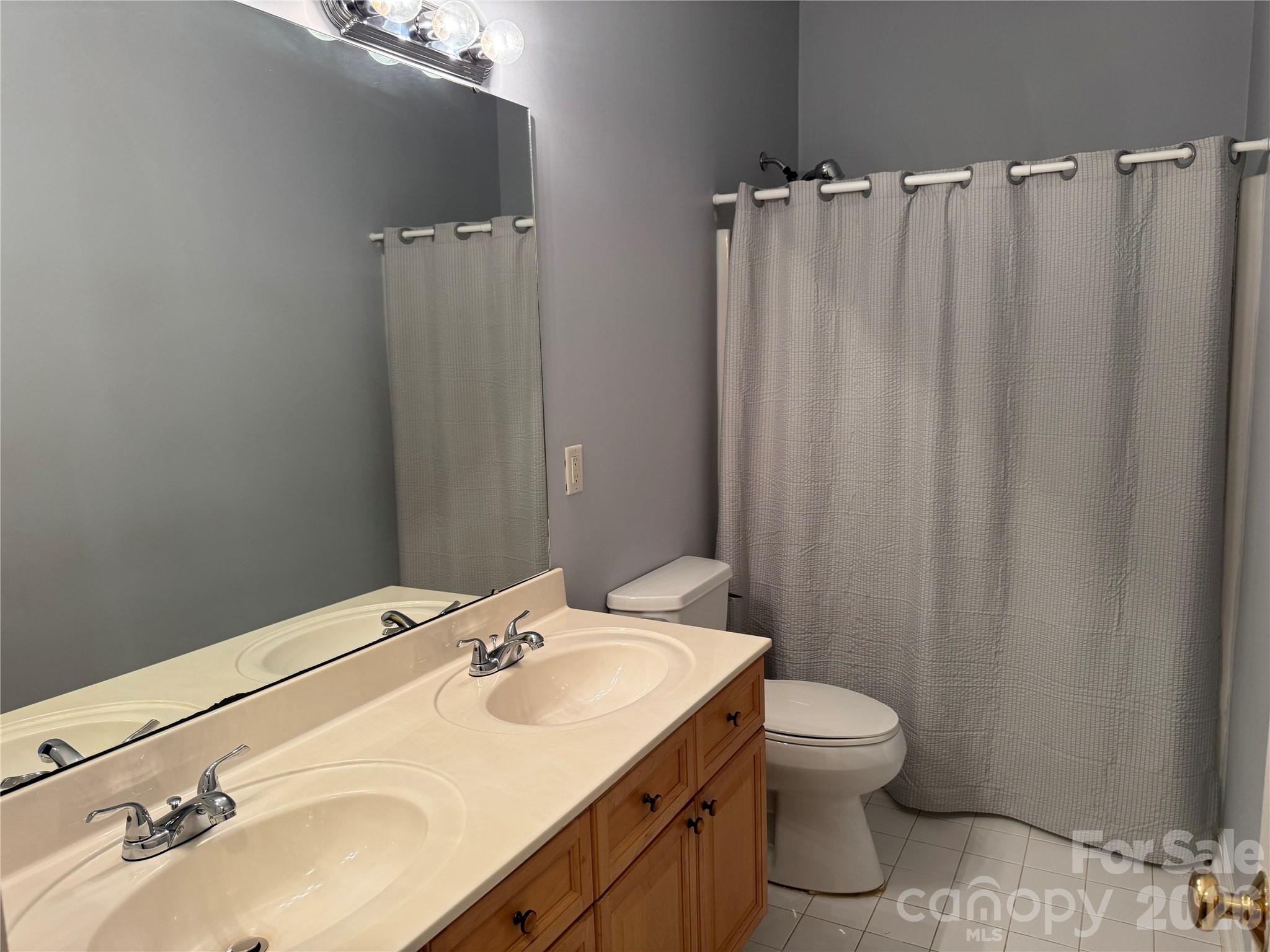 18324 Turnberry Court Property Photo 17
