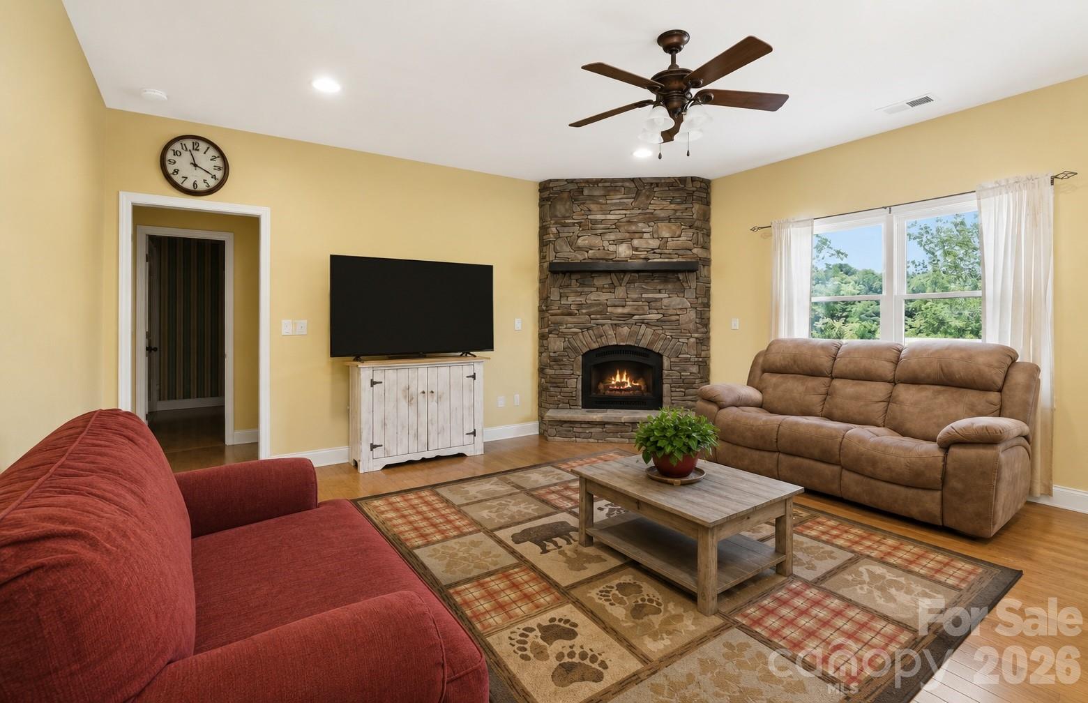409 Tall Timbers Lane Property Photo 7