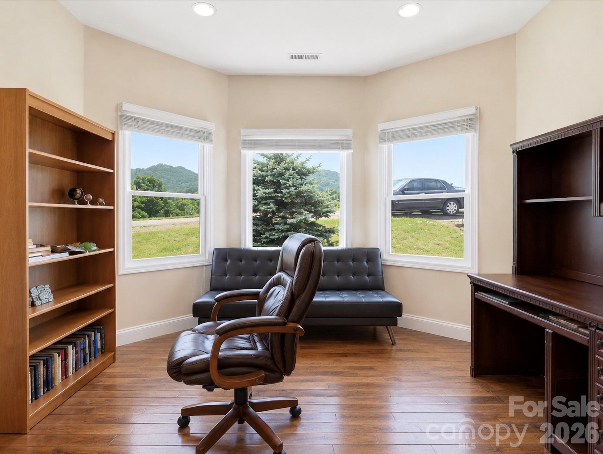 409 Tall Timbers Lane Property Photo 13