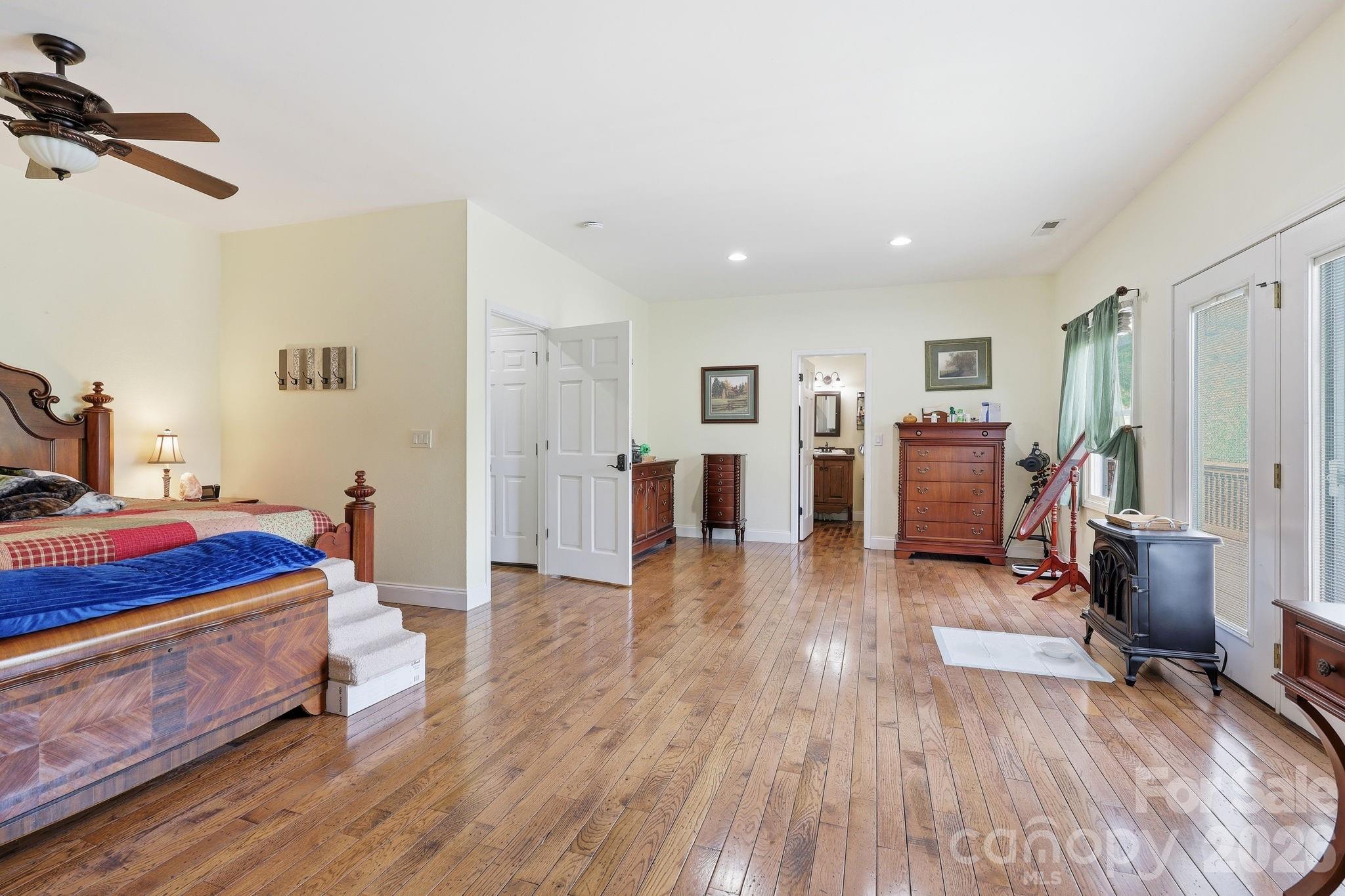 409 Tall Timbers Lane Property Photo 15