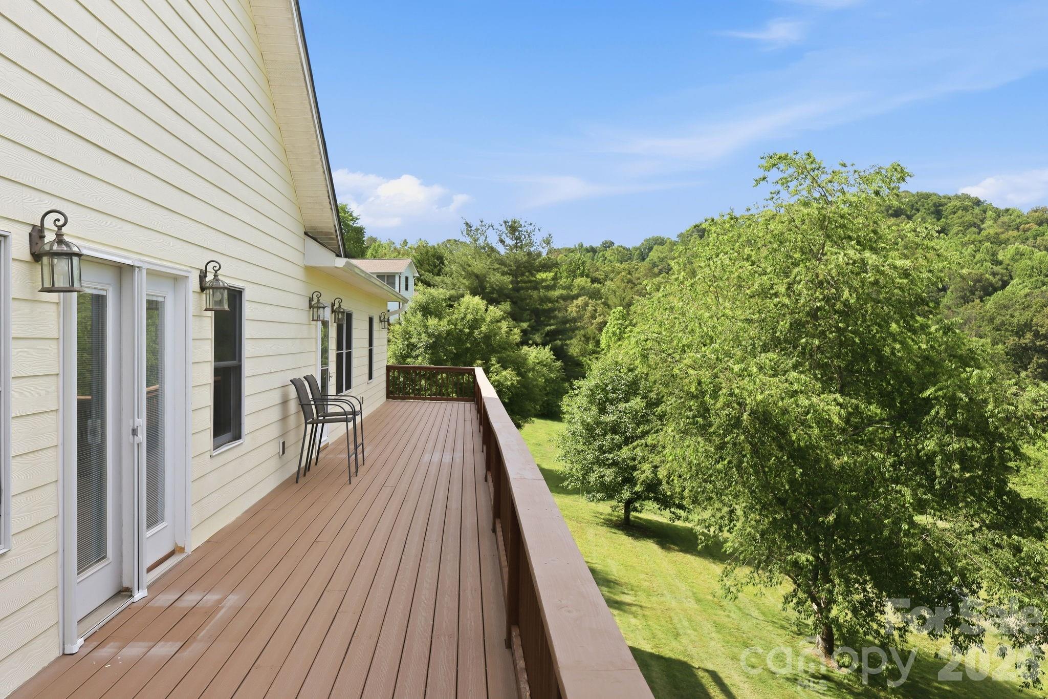 409 Tall Timbers Lane Property Photo 29