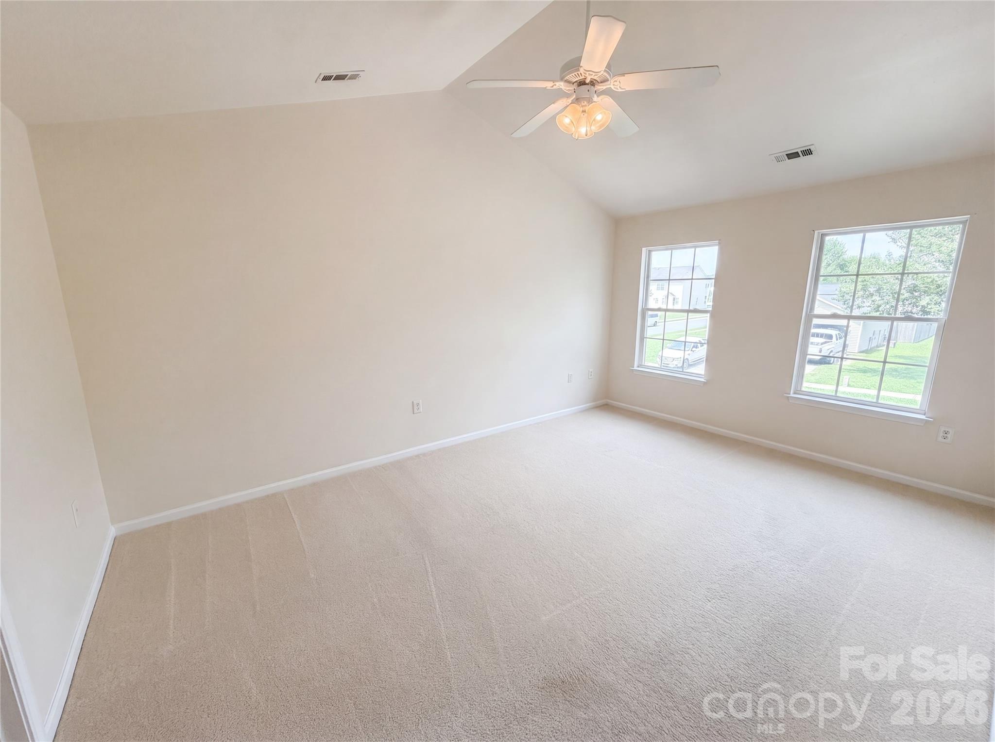 1131 Jordans Pond Lane Property Photo 4