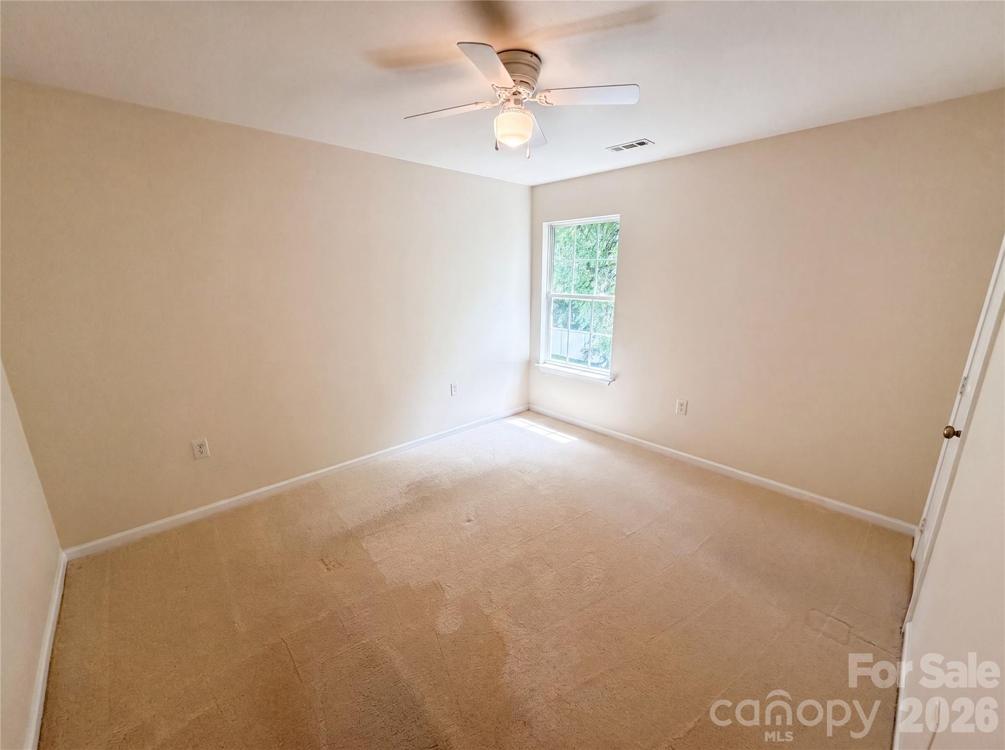 1131 Jordans Pond Lane Property Photo 10