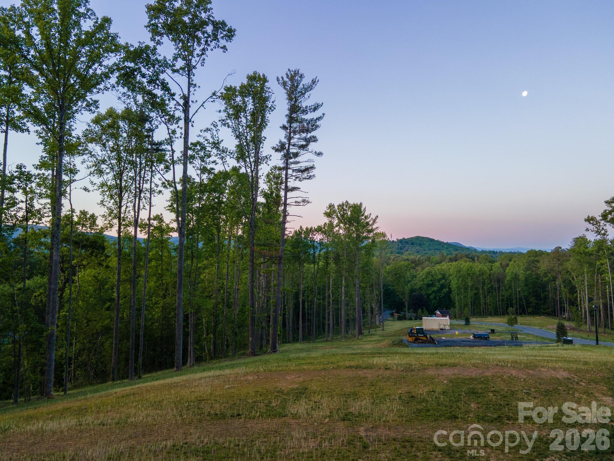 443 Irvine Drive Property Photo 6