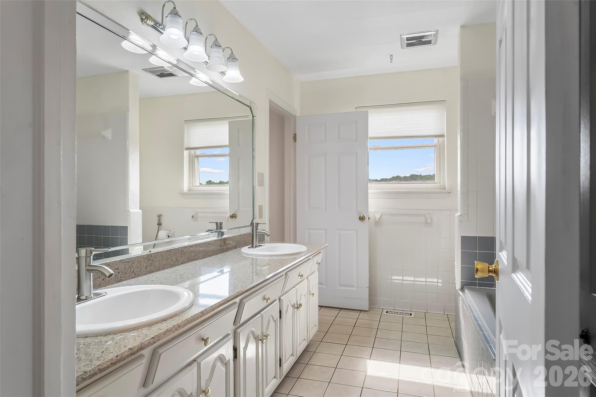 5305 Icard Ridge Road Property Photo 19
