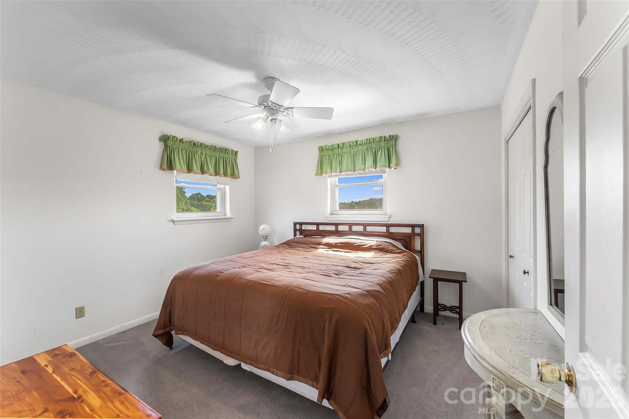 5305 Icard Ridge Road Property Photo 24