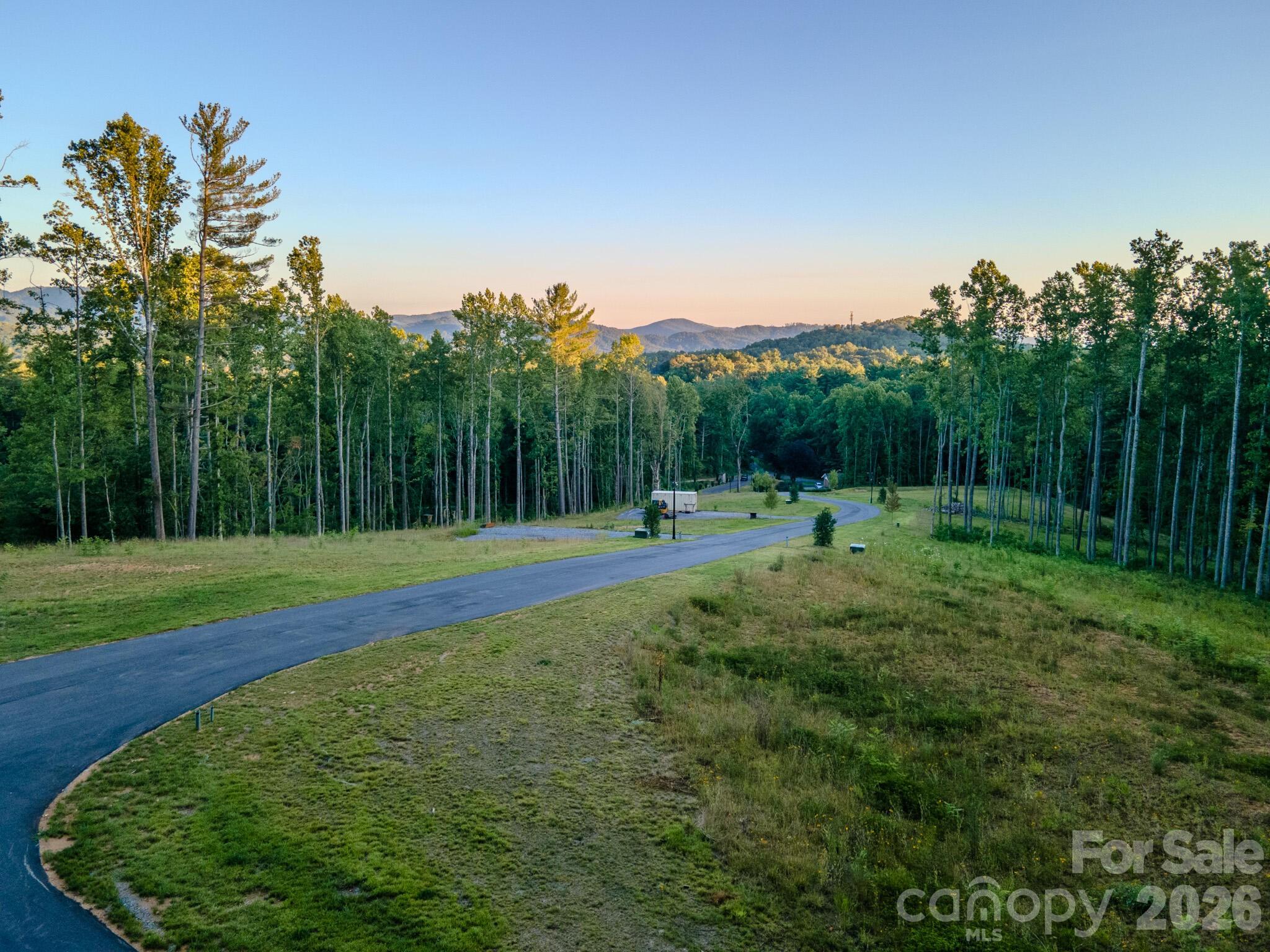 444 Irvine Drive Property Photo 1