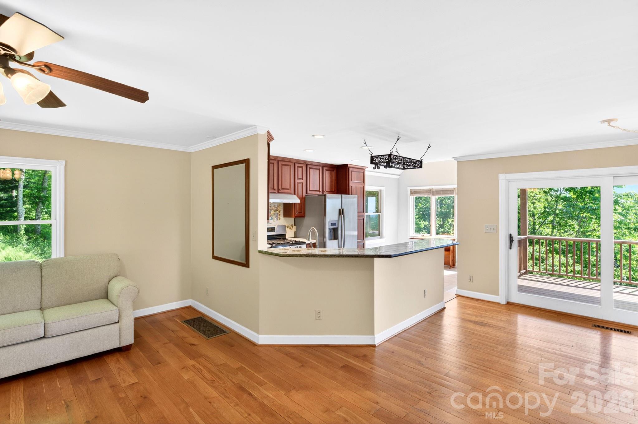 58 Randall Drive Property Photo 6