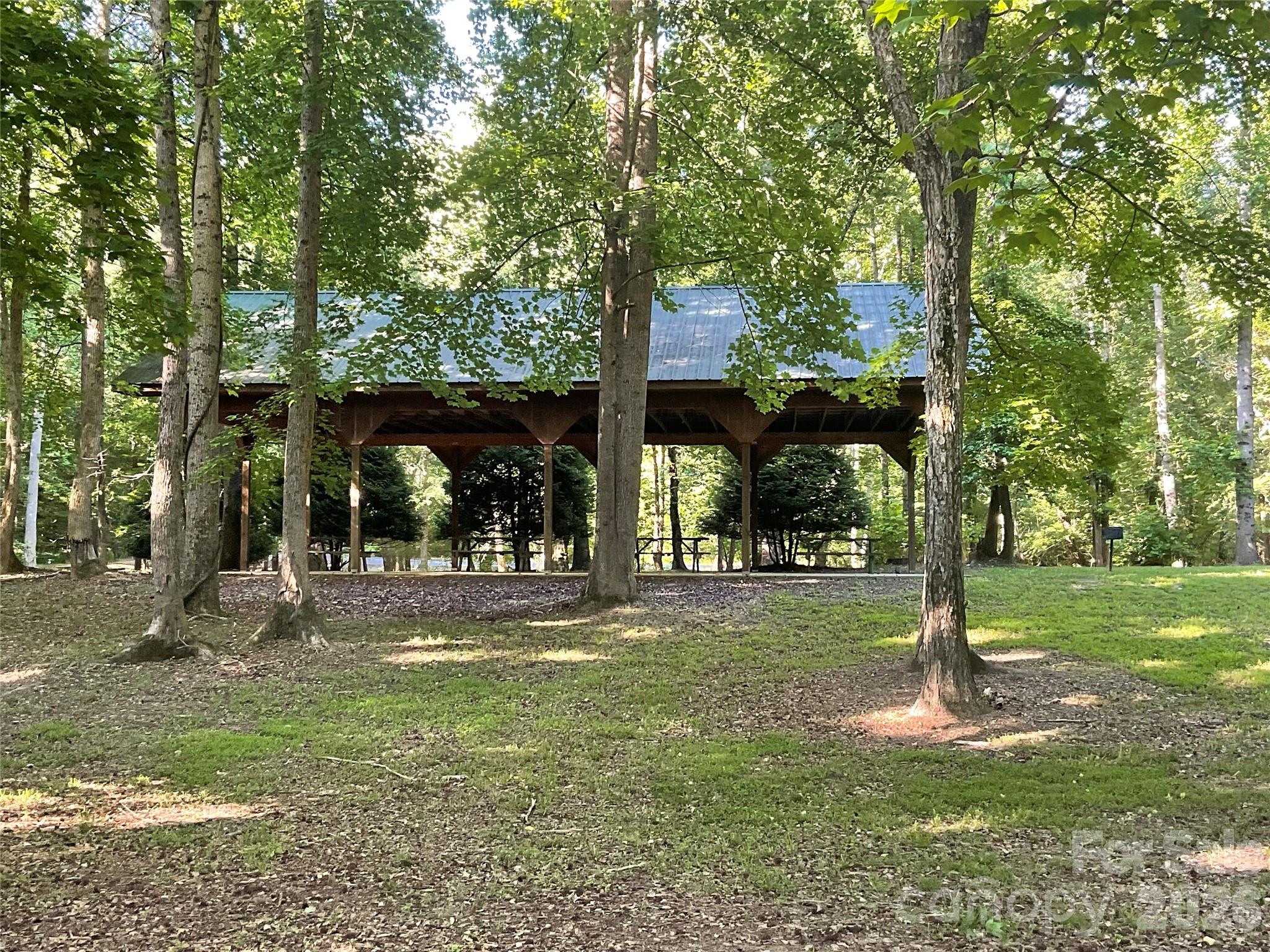 105 Whispering Pines Lane Property Photo 11