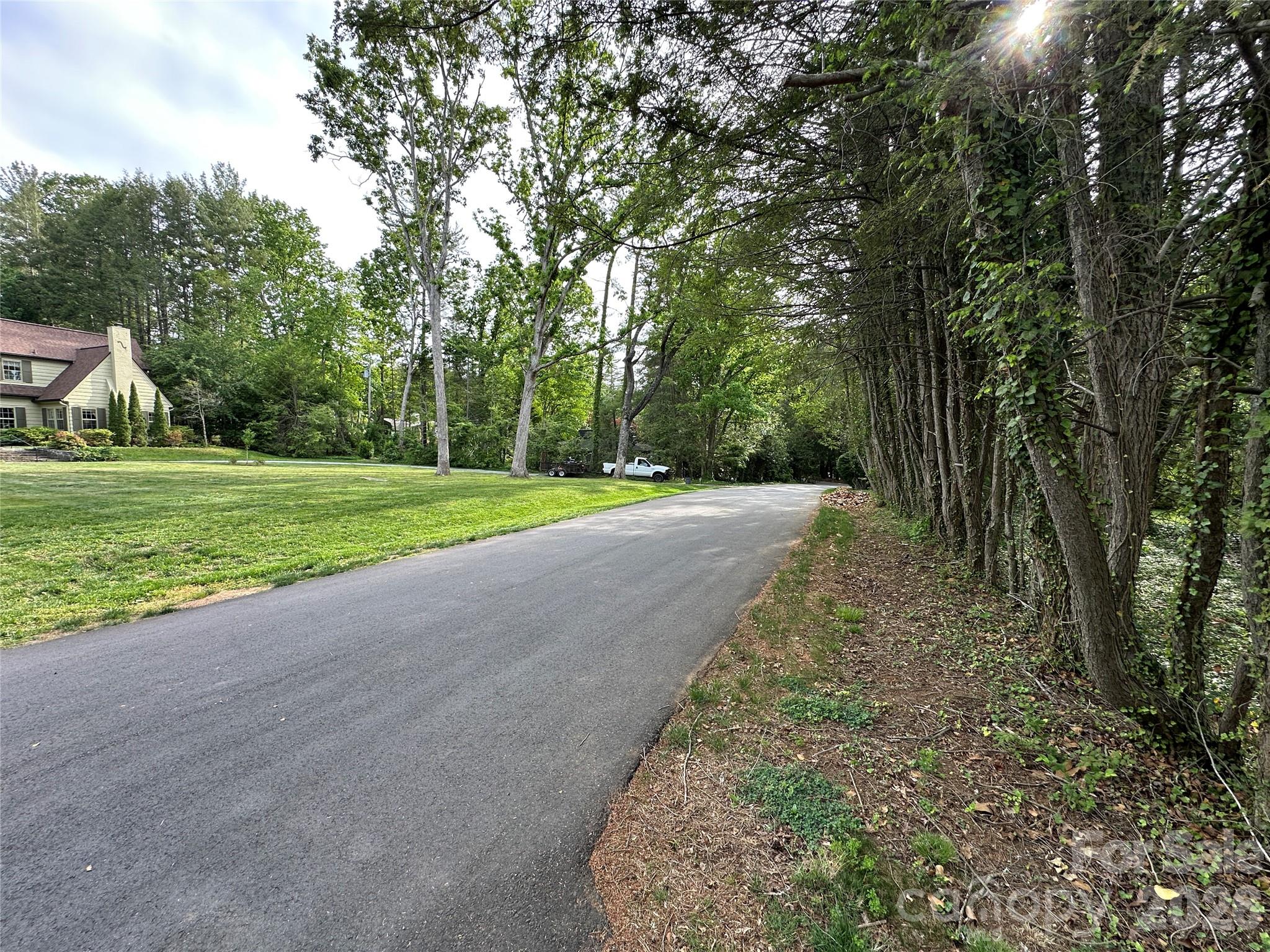 5 Lone Pine Road Property Photo 6