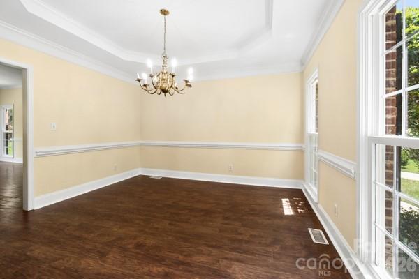 2328 Howerton Court Property Photo 8