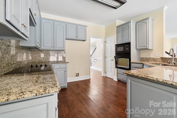 2328 Howerton Court Property Photo 15
