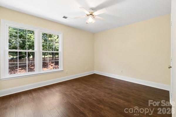 2328 Howerton Court Property Photo 26