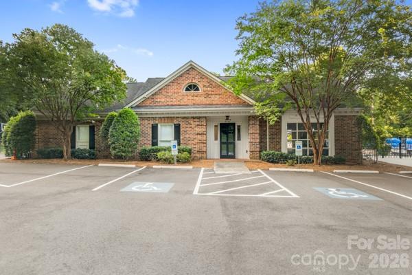 2328 Howerton Court Property Photo 39