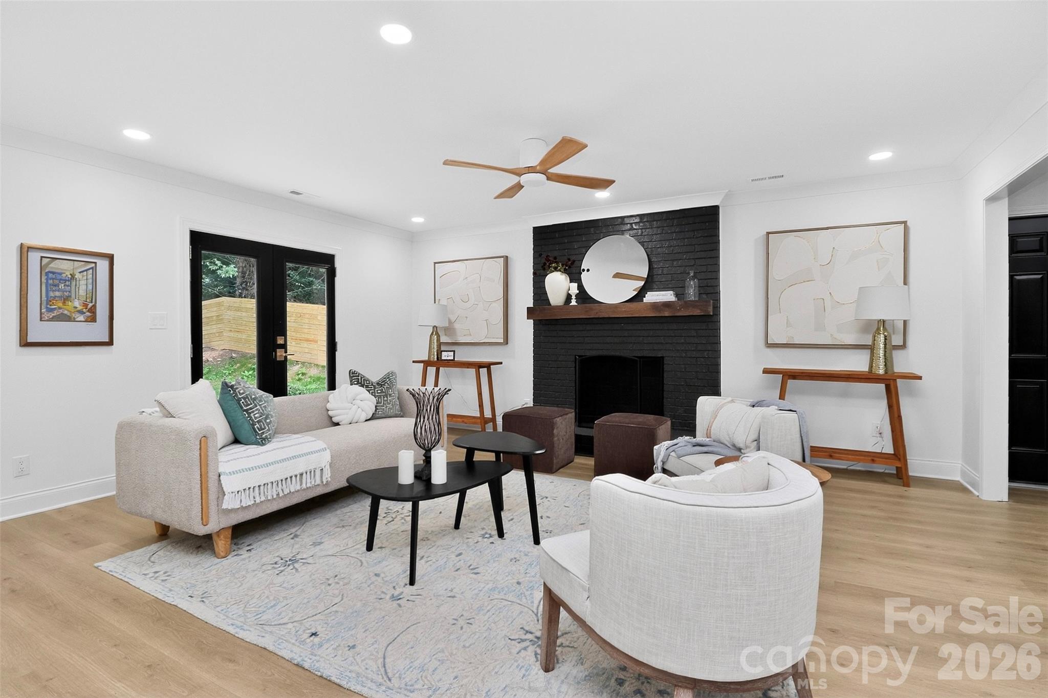 1943 Watlington Drive Property Photo 1