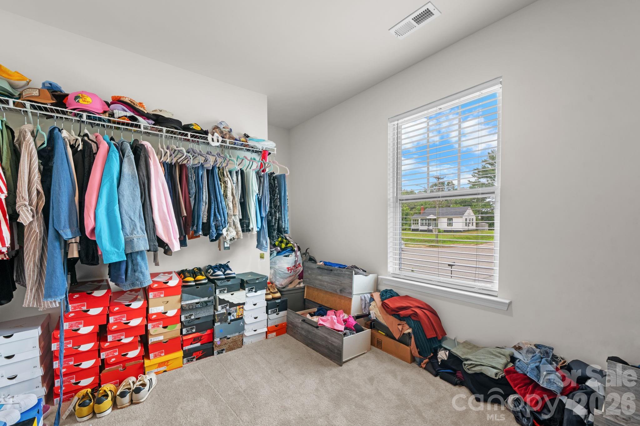 2130 N New Hope Road Property Photo 16