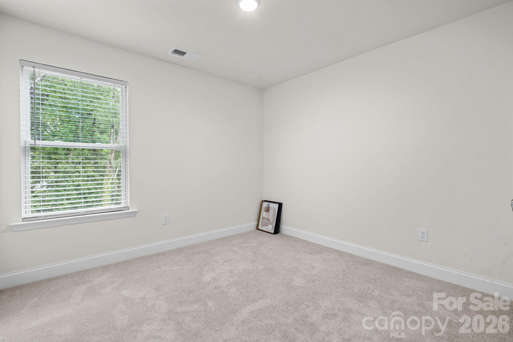 2130 N New Hope Road Property Photo 20