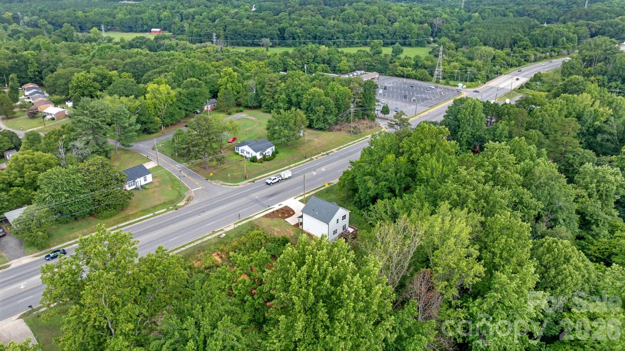 2130 N New Hope Road Property Photo 34