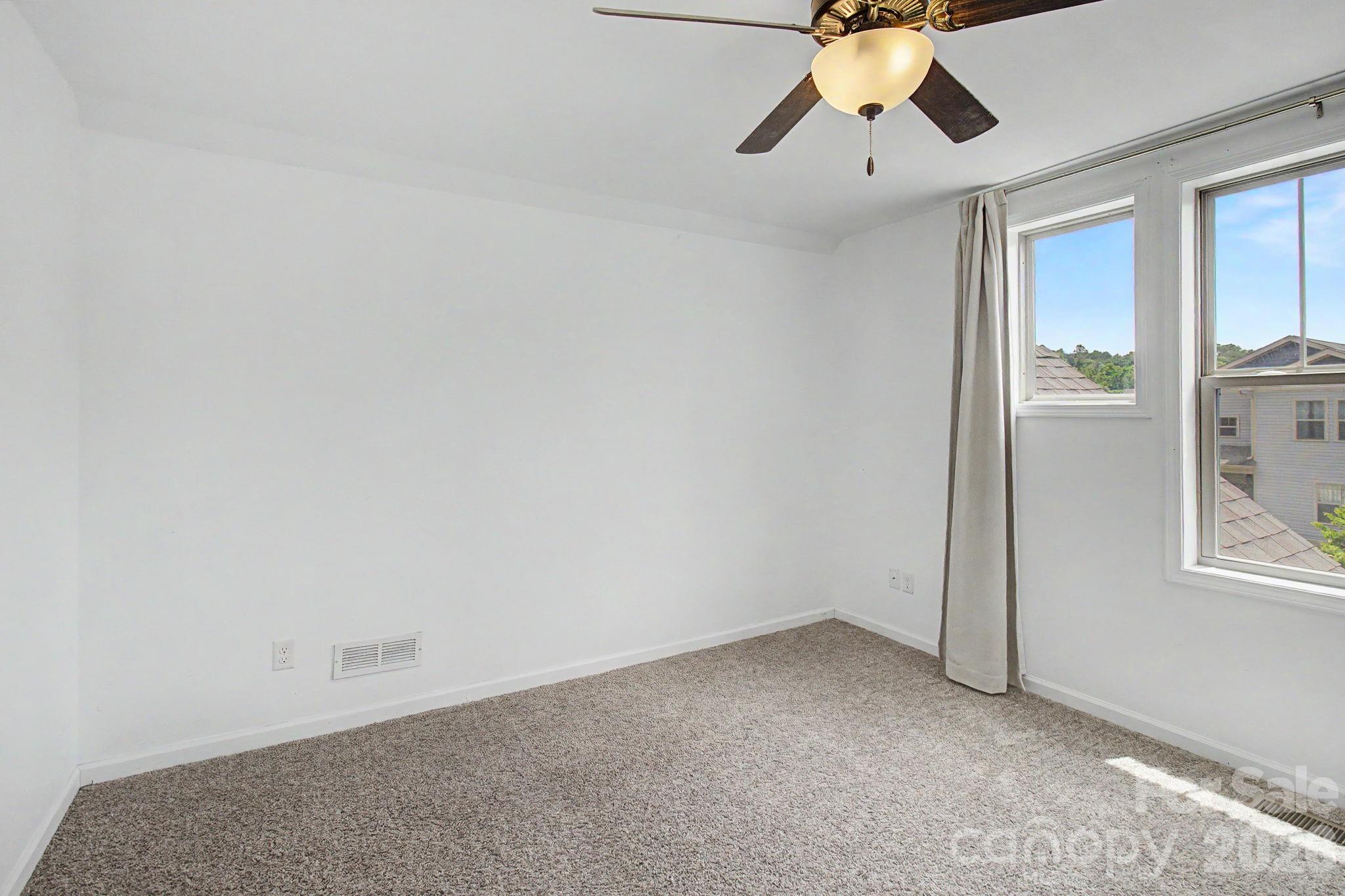 31 Yarrow Meadow Road Property Photo 33