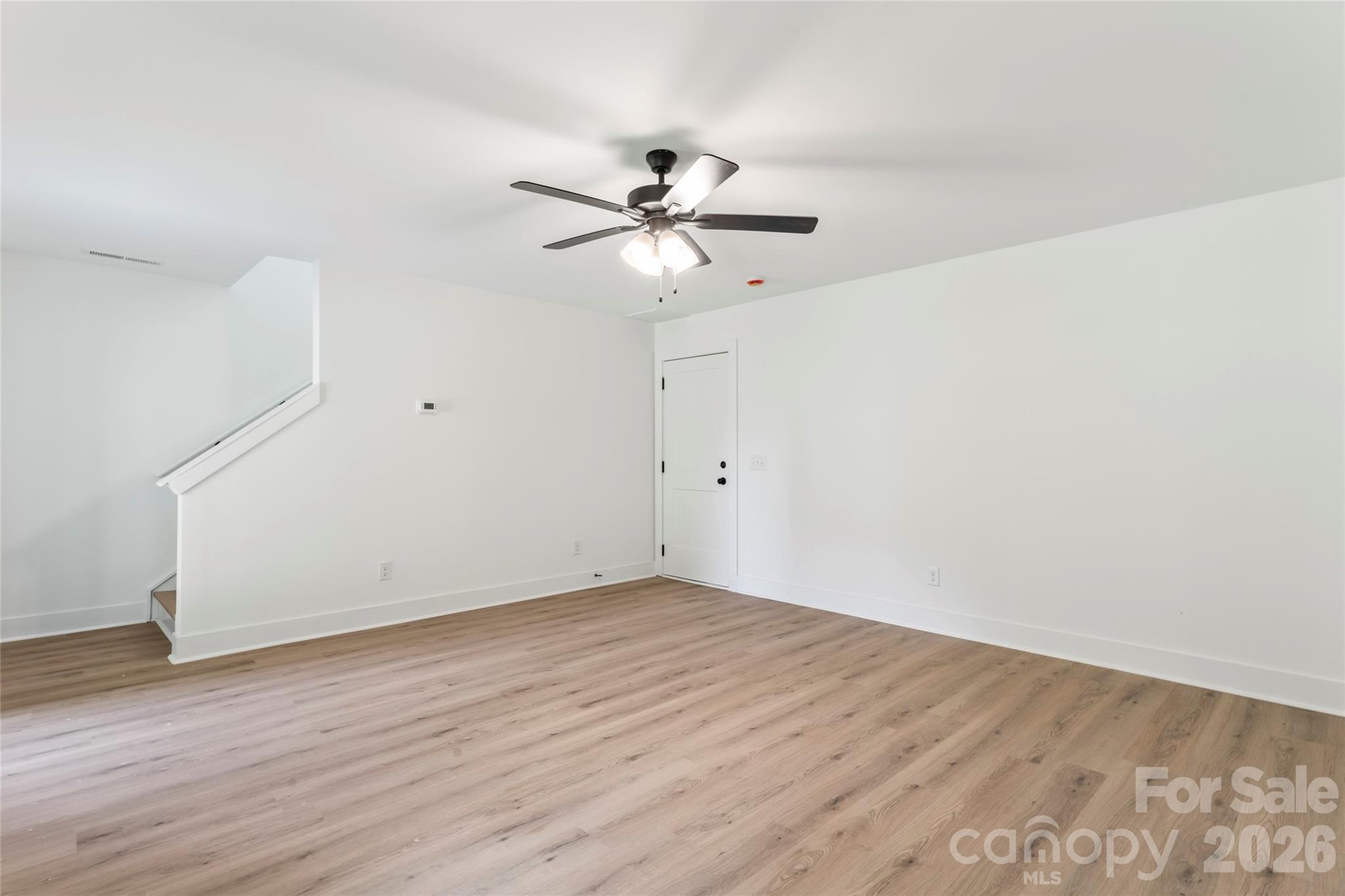 422 Bogue Drive 22 Property Photo 5