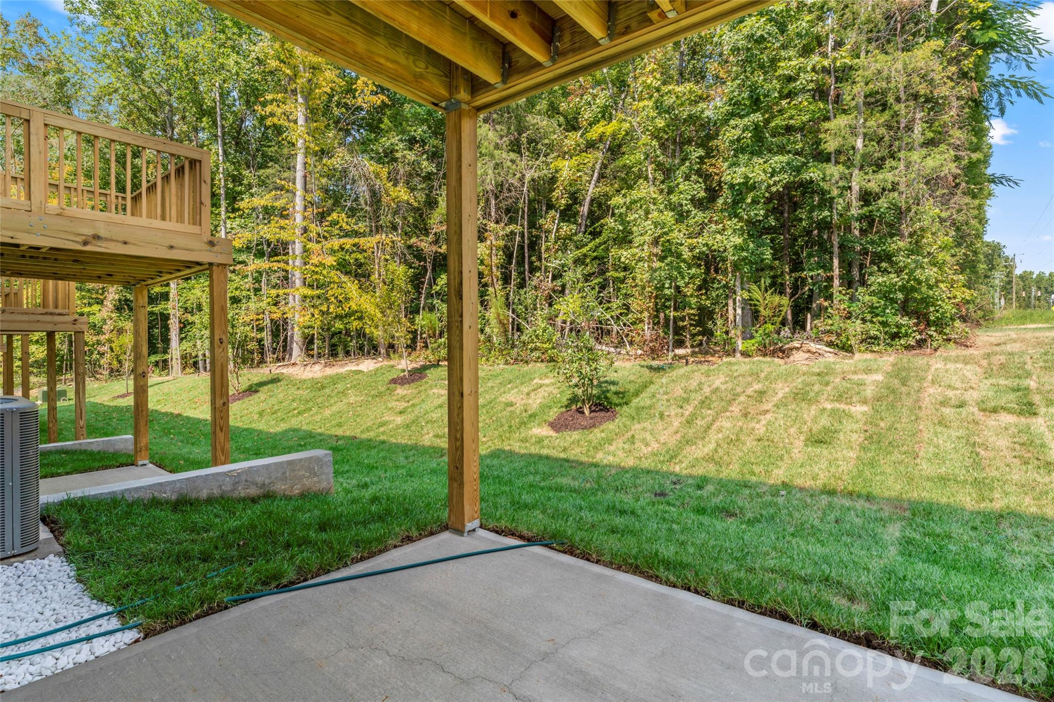 422 Bogue Drive 22 Property Photo 28