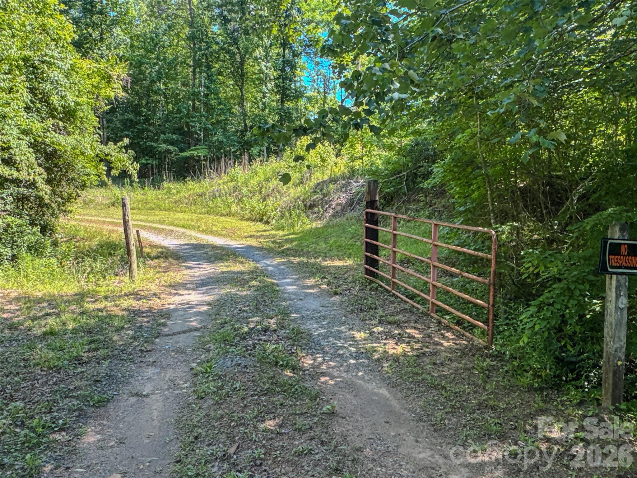 306 Golden Valley Road Property Photo 1
