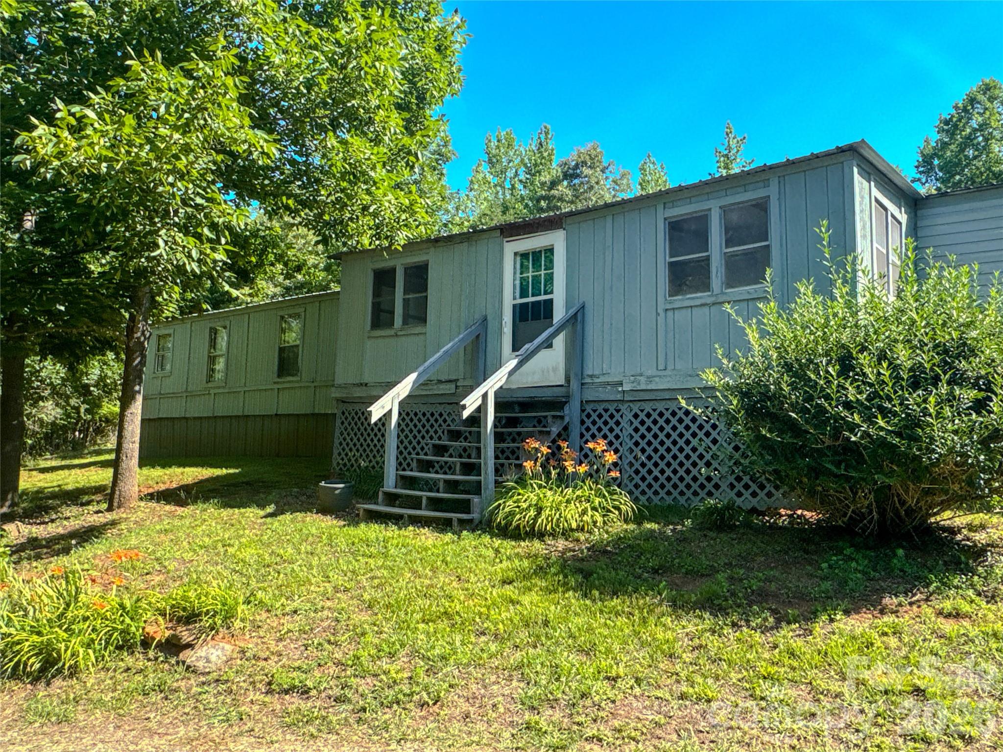 306 Golden Valley Road Property Photo 4